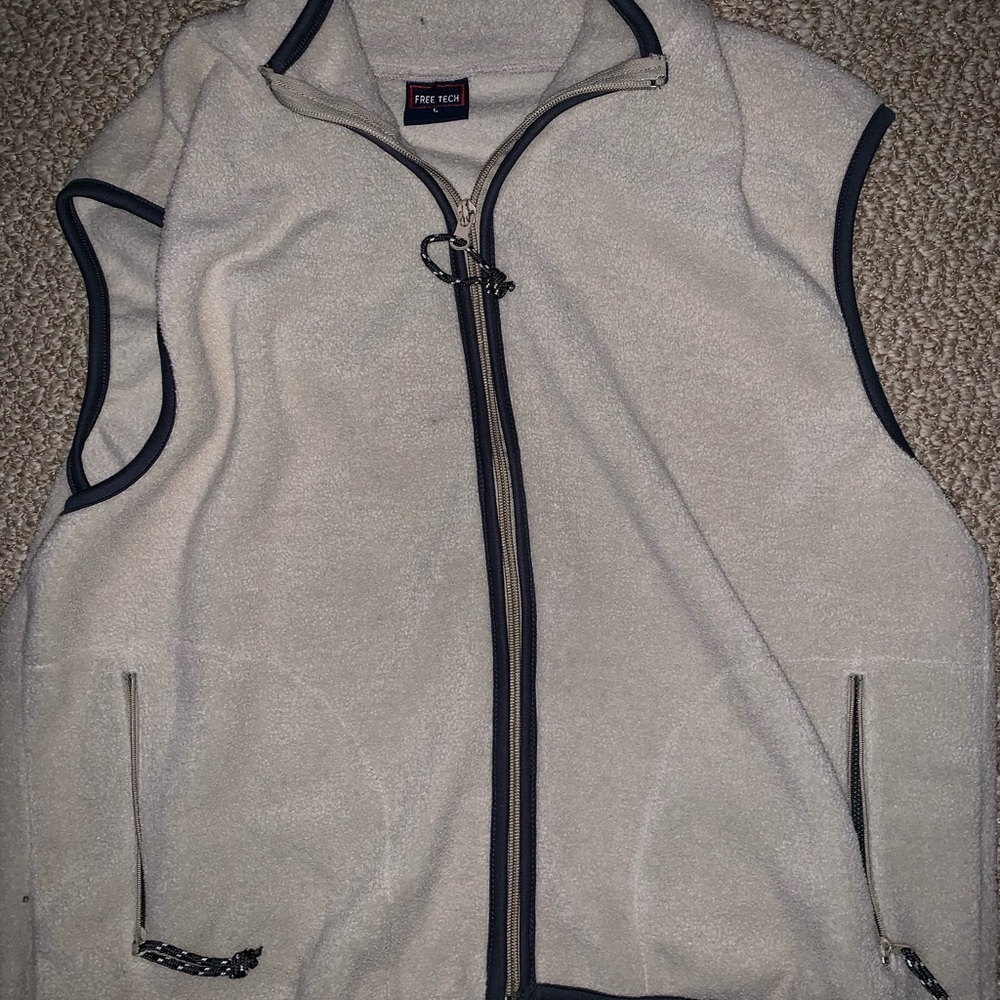 Free Tech Vest